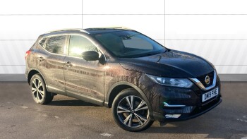 Nissan Qashqai 1.3 DiG-T N-Connecta 5dr Petrol Hatchback